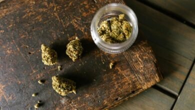 thc causes psychoactive effects