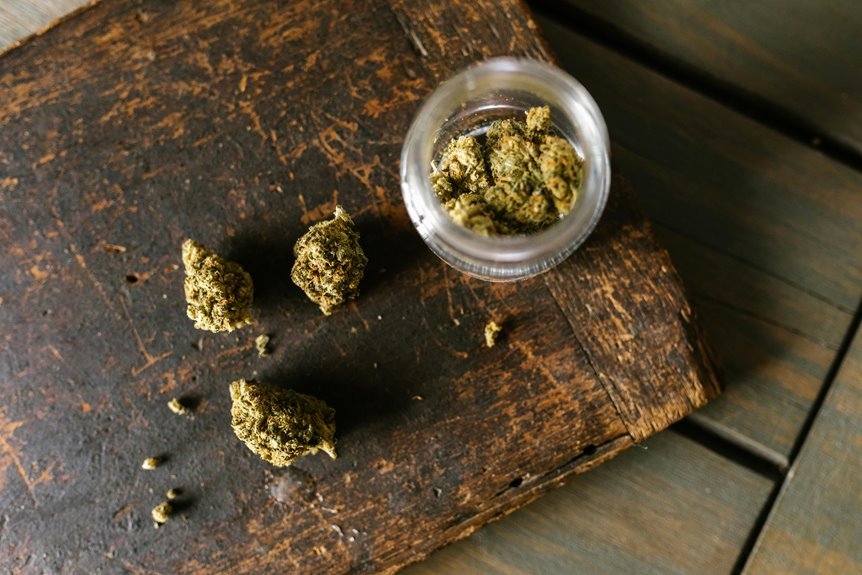 thc causes psychoactive effects